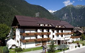 Royal Olympic Hotel
